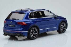 Volkswagen Tiguan R Mk2 Blu Otto 1:18 OT423 Resina — immagine 2 di 6