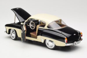 Wartburg 311 Coupe Nero & Beige Revell 1:18 8419 Pressofusione — immagine 5 di 8