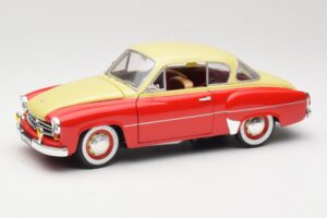 Wartburg 311 Coupe Rosso & Beige Revell 1:18 8418 Pressofusione