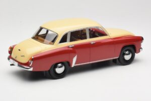 Wartburg 311 Dark Red Beige MCG 1:18 MCG18299 Pressofusione — immagine 2 di 6