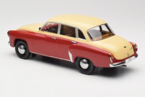 Wartburg 311 Dark Red Beige MCG 1:18 MCG18299 Pressofusione — immagine 5 di 6