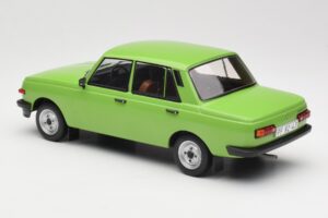 Wartburg 353 Verde MCG 1:18 MCG18062 Pressofusione — immagine 5 di 6