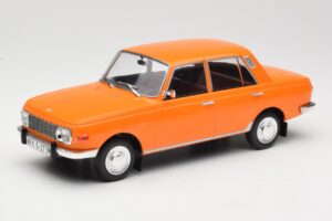 Wartburg 353 Arancione MCG 1:18 MCG18061 Pressofusione