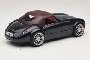 Wiesmann Roadster MF Carbon Black Revell 1:18 WIESMANN001 Pressofusione — immagine 4 di 9