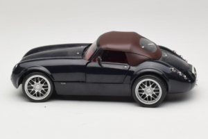 Wiesmann Roadster MF Carbon Black Revell 1:18 WIESMANN001 Pressofusione — immagine 5 di 9