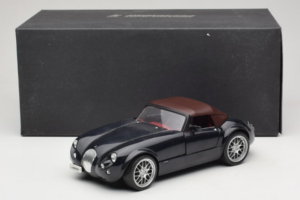 Wiesmann Roadster MF Carbon Black Revell 1:18 WIESMANN001 Pressofusione — immagine 9 di 9