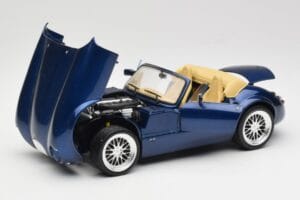 Wiesmann Roadster MF3 Blu Revell 1:18 08861 Pressofusione — immagine 2 di 8