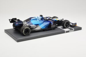 Williams Racing Mercedes FW43B #63 G. Russell Saudi Arabian GP 2021 Minichamps 1:18 117212263 Pressofusione — immagine 3 di 6