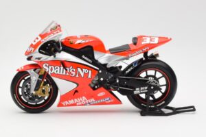 Yamaha YZR-M1 Gauloises Fortuna Yamaha #7 C. Checa MotoGP 2004 Minichamps 1:12 122043007 Pressofusione