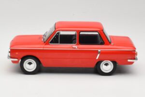ZAZ 966 Rosso MCG 1:18 MCG18102 Pressofusione — immagine 3 di 6