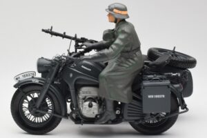 Zundapp KS 750 Sidecar Walkure Schuco 1:10 450651900 Pressofusione — immagine 4 di 7