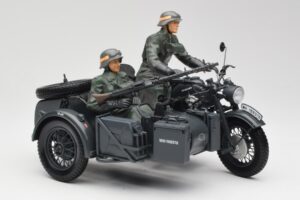 Zundapp KS 750 Sidecar Walkure Schuco 1:10 450651900 Pressofusione — immagine 5 di 7