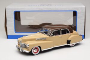 Cadillac Fleetwood Series 60 Special Beige MCG 1:18 MCG18656 Pressofusione — immagine 6 di 6