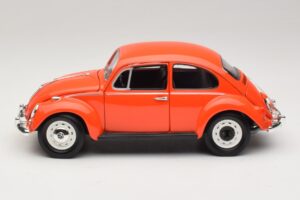 Volkswagen Beetle Arancione Gremlins Movie Greenlight 1:18 12985 Pressofusione — immagine 4 di 8