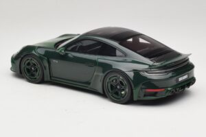 Porsche 911 992 Turbo S Brabus 900 Rocket R Mean Green GT Spirit 1:18 GT959 Resina — immagine 5 di 6