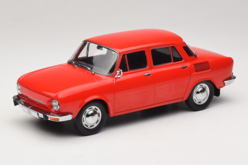 Skoda 100 Rosso MCG 1:18 MCG18783 Pressofusione