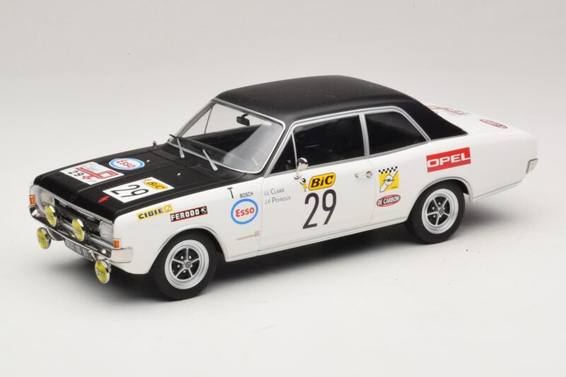Opel Commodore A #29 J-L. Clarr / J-P. Peyroux Tour de France Automobile 1971 MCG 1:18 MCG18562R Pressofusione