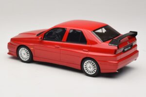 Alfa Romeo 155 GTA Stradale Alfa Red Otto 1:18 OT1132 Resina — immagine 5 di 6