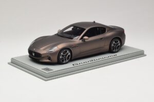 Maserati GranTurismo Trofeo Rame Folgore BBR 1:18 P18240AMAS Resina — immagine 2 di 7