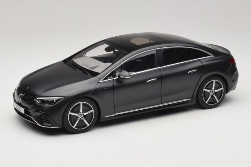 Mercedes EQE V295 Graphite Grey Magno NZG 1:18 B66961108 Pressofusione