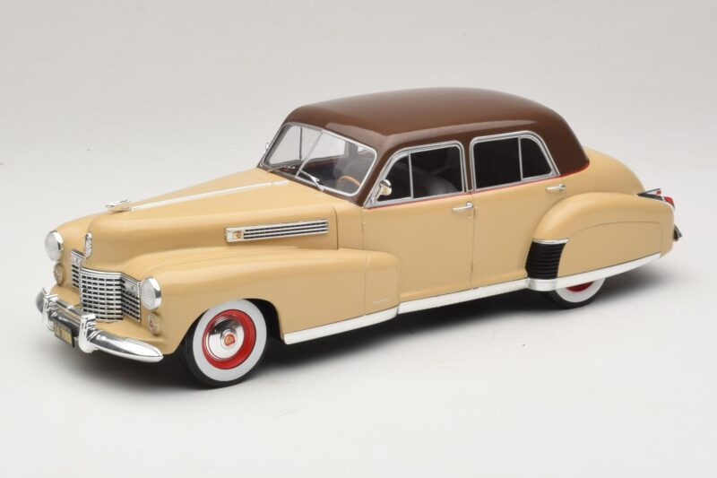 Cadillac Fleetwood Series 60 Special Beige MCG 1:18 MCG18656 Pressofusione