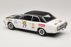 Opel Commodore A #29 J-L. Clarr / J-P. Peyroux Tour de France Automobile 1971 MCG 1:18 MCG18562R Pressofusione — immagine 5 di 6