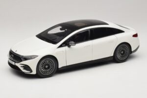 Mercedes EQS V297 Manufaktur Opalite White NZG 1:18 B66961049 Pressofusione