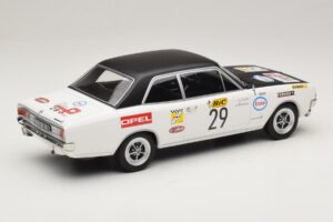 Opel Commodore A #29 J-L. Clarr / J-P. Peyroux Tour de France Automobile 1971 MCG 1:18 MCG18562R Pressofusione — immagine 2 di 6