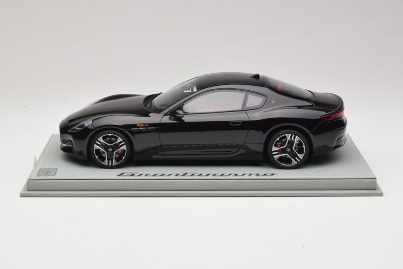 Maserati GranTurismo Trofeo Nero Assoluto BBR 1:18 P18240CMAS Resina