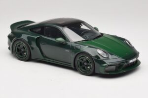 Porsche 911 992 Turbo S Brabus 900 Rocket R Mean Green GT Spirit 1:18 GT959 Resina — immagine 4 di 6