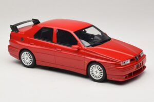 Alfa Romeo 155 GTA Stradale Alfa Red Otto 1:18 OT1132 Resina — immagine 4 di 6