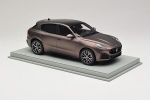 Maserati Grecale Bronzo BBR 1:18 P18220FMAS Resina — immagine 4 di 7