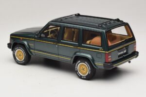 Jeep Cherokee XJ Limited Hunter Green Otto 1:18 OT1204 Resina — immagine 5 di 6