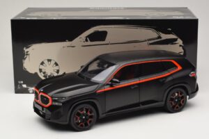 BMW XM G09 Matt Black Minichamps 1:18 110023301 Pressofusione — immagine 8 di 8