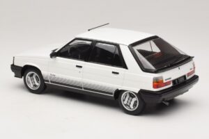 Renault 11 Turbo Bianco MCG 1:18 MCG18589 Pressofusione — immagine 5 di 6