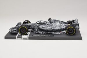 Alfa Romeo Orlen C42 R. Kubica Testing Barcelona 2022 Minichamps 1:18 117229988 Resina — immagine 3 di 7