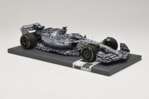Alfa Romeo Orlen C42 R. Kubica Testing Barcelona 2022 Minichamps 1:18 117229988 Resina — immagine 4 di 7