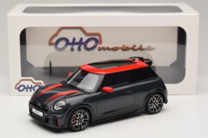 Mini Cooper JCW F66 Legend Grey Otto 1:18 OT1244 Resina — immagine 6 di 6