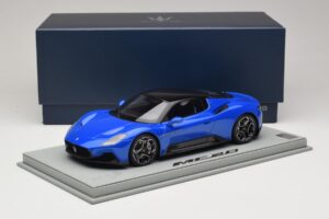 Maserati MC20 Blu Infinito BBR 1:18 P18191EMAS Resina — immagine 7 di 7