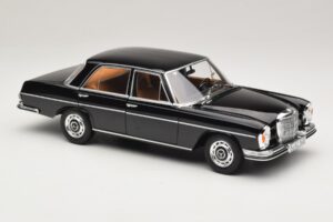 Mercedes 280 SE W108 Nero Norev 1:18 183360 Pressofusione — immagine 6 di 8