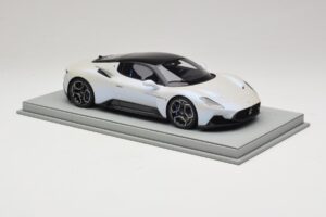 Maserati MC20 Bianco Audace BBR 1:18 P18191AMAS Resina — immagine 5 di 6