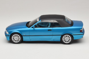 BMW 3 Series E36 Cabrio Blu Metallizzato MCG 1:18 MCG18319 Pressofusione — immagine 4 di 7