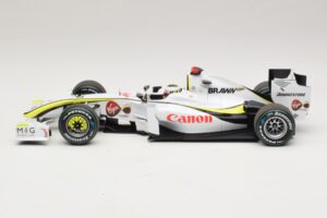 Brawn GP BGP001 #22 J. Button Singapore GP 2009 Minichamps 1:18 180090222 Resina — immagine 3 di 7