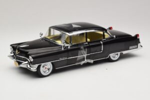 Cadillac Fleetwood Series 60 The Godfather Greenlight 1:18 12949 Pressofusione