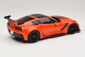 Chevrolet Corvette C7 ZR1 Rosso IXO 1:18 U18RDC001-FO Pressofusione — immagine 3 di 8