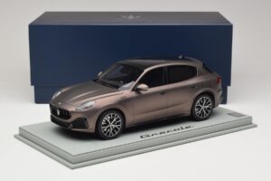 Maserati Grecale Bronzo BBR 1:18 P18220FMAS Resina — immagine 7 di 7