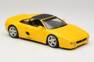 Ferrari F355 Spider Giallo con Tetto Nero UT Models 1:18 180074030-P4 Pressofusione — immagine 6 di 8
