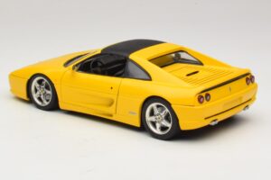 Ferrari F355 Spider Giallo con Tetto Nero UT Models 1:18 180074030-P4 Pressofusione — immagine 7 di 8