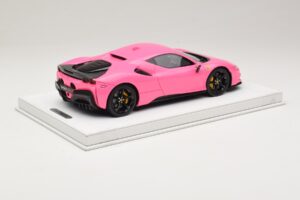 Ferrari SF90 Pack Fiorano Lucido Qatar Pink BBR 1:18 RACELINE137 Resina — immagine 2 di 7