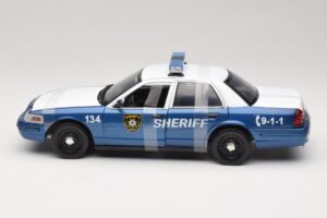 Ford Crown Victoria Police Interceptor The Walking Dead Greenlight 1:18 12957 Pressofusione — immagine 3 di 6